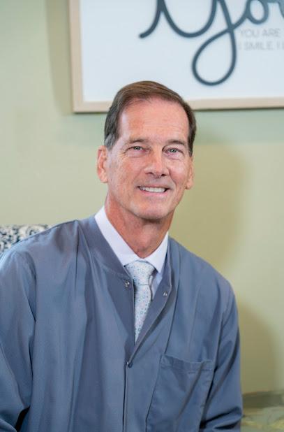 Robert A. Lantzy, DMD, LLC - Cosmetic dentist, General dentist in Newtown, PA