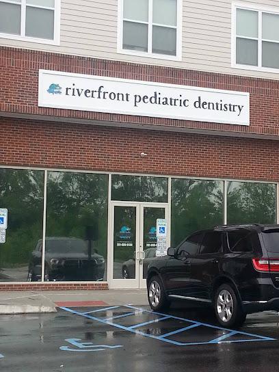 Riverfront Pediatric Dentistry -Eyal Simchi DMD - Pediatric dentist in Elmwood Park, NJ