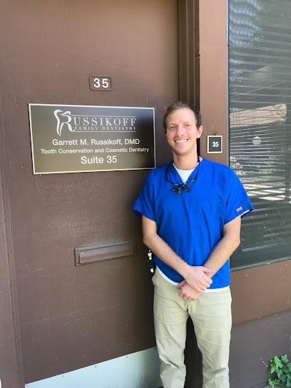 Russikoff Family Dentistry - General dentist in Northridge, CA