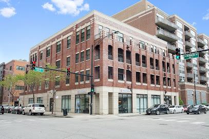 West Loop Smile Studio - General dentist in Chicago, IL
