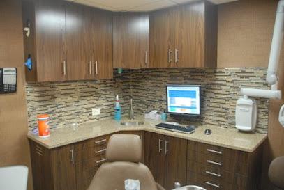 Handelman Charles Dmd Pc - General dentist in Deer Park, NY