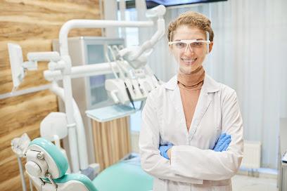 Dental Clinic of Compton - General dentist in Compton, CA