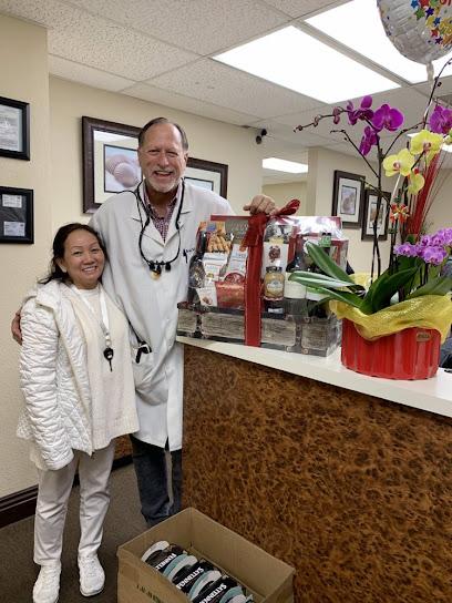 California Dental Implants Specialists - Periodontist in Huntington Beach, CA