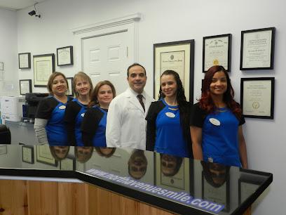 Dr Luis Brea at North Avenue Advanced Dental Center - General dentist in Bridgeport, CT