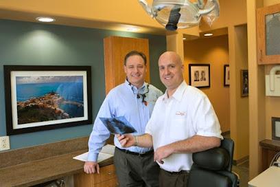 Thomas & Roskos Pc: Stephen Thomas DDS & John Roskos DDS - General dentist in Tempe, AZ