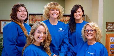 Ashley Stein Araiza DDS Family Dental Practice, Fallbrook CA - General dentist in Fallbrook, CA