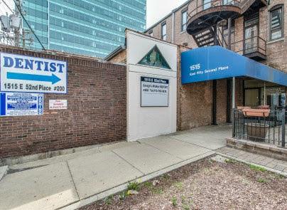 George Walker dentist - General dentist in Chicago, IL