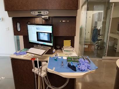 Sharp Thomas DMD - General dentist in Anniston, AL