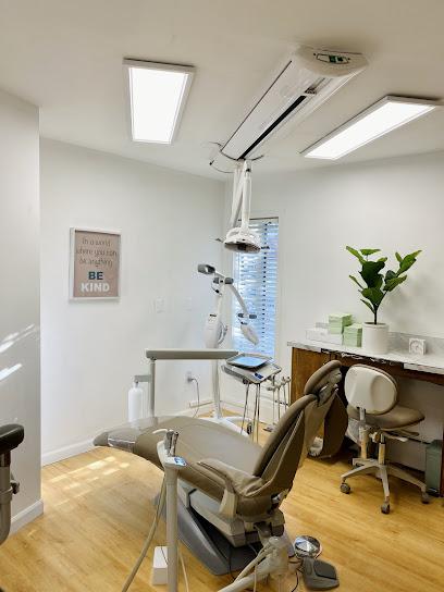 Dr. Nidhi Vyas, DDS - General dentist in Seattle, WA