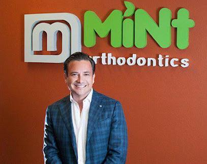Marco Navarro-Flores, DDS, MS - Orthodontist in Edinburg, TX