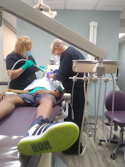 Schultz James T DDS - General dentist in Southfield, MI