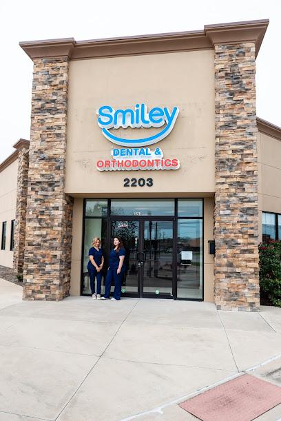 Smiley Dental & Orthodontics - General dentist in Denton, TX