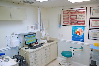 Nelly Valencia, DDS - General dentist in Miami, FL