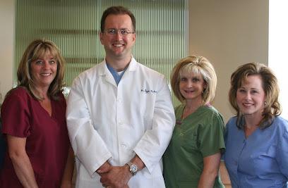 Randall Ridge Dental: Dr. Bryan Cichon, DDS - General dentist in Saint Charles, IL