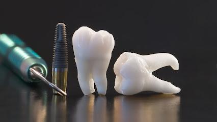 Creative Dental of Queens: Dental Implant, Cosmetic Dentist - General dentist in Rego Park, NY