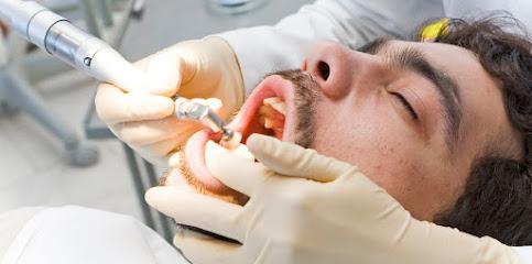 Karen Gordon DMD - General dentist in Hollywood, FL