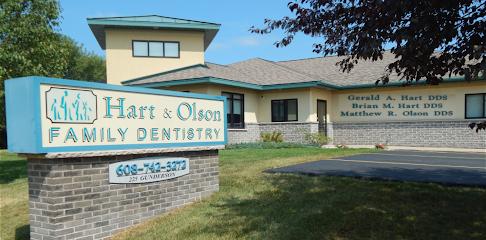 Hart & Olson Family Dentistry - General dentist in Portage, WI