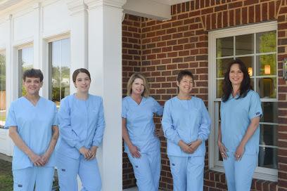 Hayes Family Dentistry - General dentist in Hayes, VA
