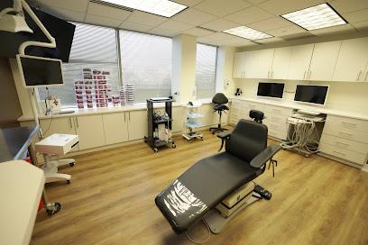 Start Smiling Dental Implant Centers - Periodontist in Villa Park, IL