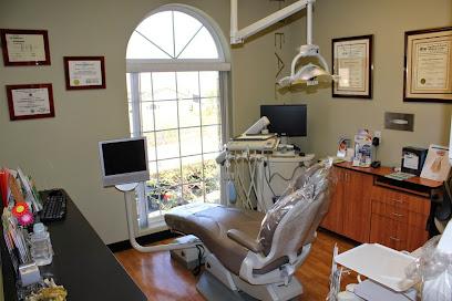 Dr. Ed De Andrade, DDS - Periodontist in Henderson, NV