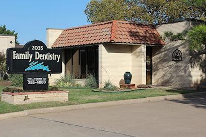 Chisholm Trail Smile Center – Duncan, OK - General dentist in Duncan, OK