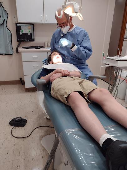 Dazen Donald S DDS - General dentist in Mc Kees Rocks, PA