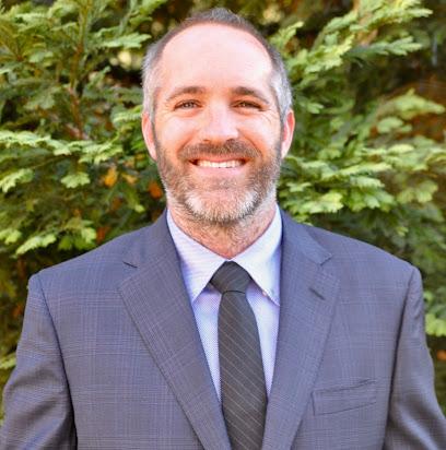 Young Jeremy M DDS - General dentist in Grass Valley, CA