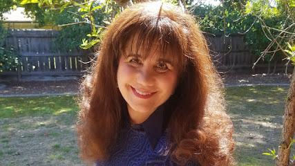 Dr. Susie Kalinian, DMD - General dentist in Fresno, CA