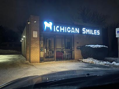 Dr. Ruaa Waely – Michigan Smiles Family Dental - General dentist in Garden City, MI