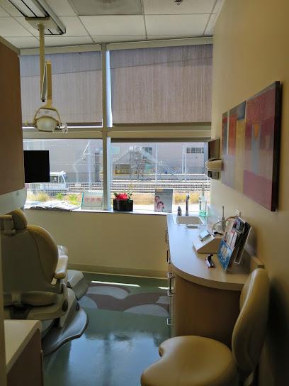 Ganji Dental - General dentist in Hawthorne, CA