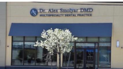 Dr. Alex Smolyar, DMD - Cosmetic dentist in Newton Highlands, MA