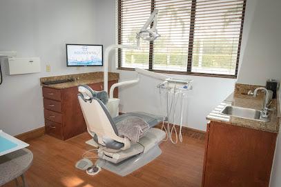 Aqua Dental- Dr. Quevedo - General dentist in Boynton Beach, FL