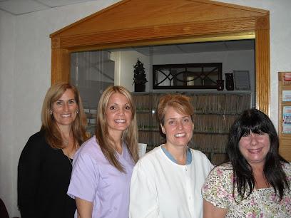 Drs. Perratto and Chimenti - General dentist in Smithtown, NY