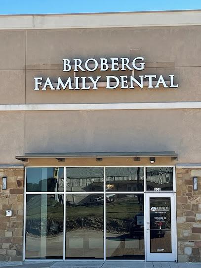 Broberg Family Dental - General dentist in Austin, TX