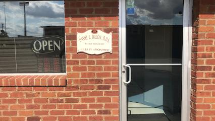 Dillon & Dillon Dentistry I, Inc. - General dentist in Barboursville, WV