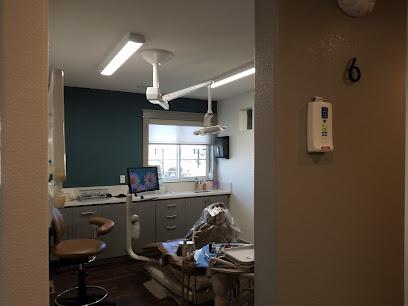 Arrowhead Dental Center - General dentist in Gardnerville, NV