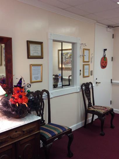 Deborah B Broyles DMD PA - General dentist in Clinton, NC