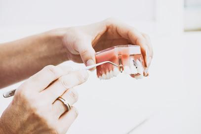 Dr. Arthur W. Grove, DDS - General dentist in Houston, TX
