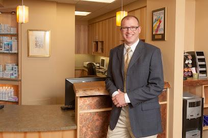 Thomas McKenny, DDS & Associates - General dentist in Seattle, WA