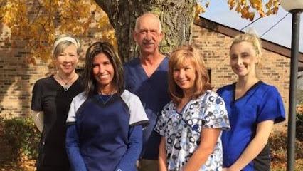 Thomas Fitzsimmons DDS - General dentist in Newark, OH