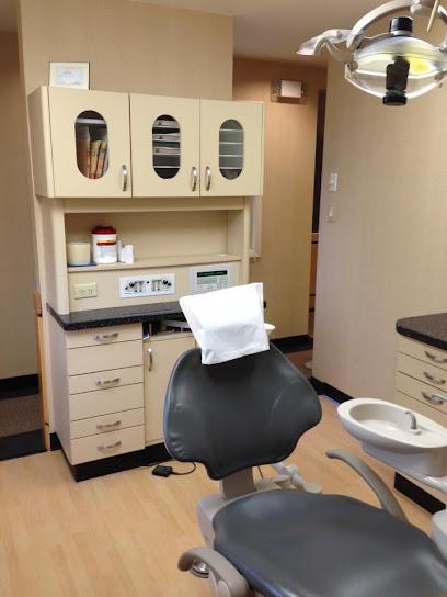 Rosenfeld Dental Studio - Cosmetic dentist in Westwood, NJ