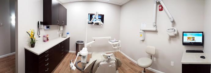 Dee Dental, PLLC - General dentist in Freeport, NY