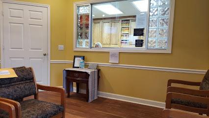 Stacy R Wilkerson & Staff - General dentist in Savannah, TN
