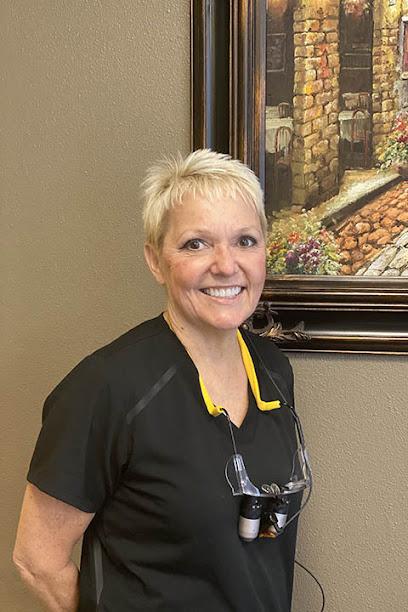 Tanasbourne Dental Care - General dentist in Hillsboro, OR