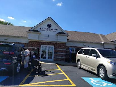 Robbins Rebecca L DDS - Pediatric dentist in Cleveland, OH
