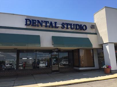 Schaumburg Dental Studio - General dentist in Schaumburg, IL