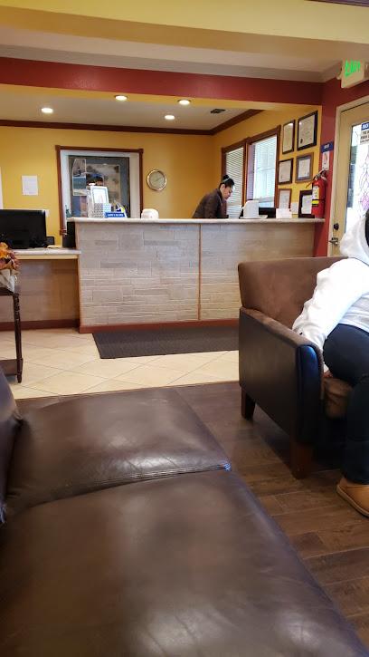 So Lauro DDS - General dentist in Fresno, CA