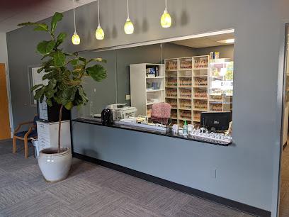 Dr. Thomas E. Standley, DMD - General dentist in Champaign, IL