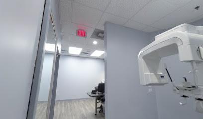 Floss Dental Studios - General dentist in Westchester, IL