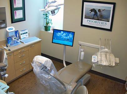 The Smile Institute, Monroe – Dr. Stanley Tang - Cosmetic dentist in Monroe, WA